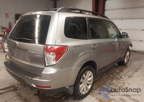 2011 Subaru Forester 2.5X Premium z USA, uszkodzony, nr VIN JF2SHADC3BH741356
